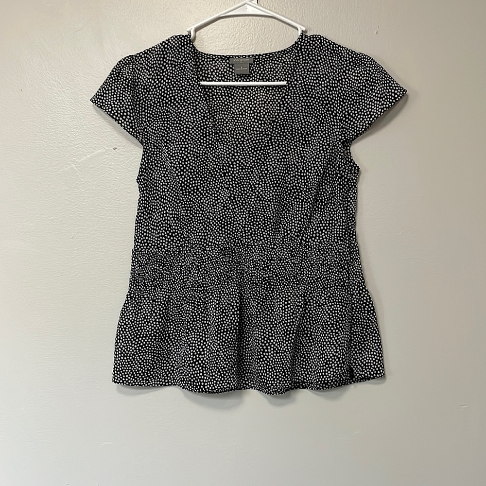 Ann Taylor. Pretty black and white blouse